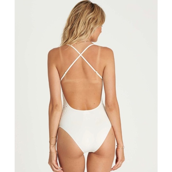 π₯π₯BILLABONG - CUT OUT BRIGHT PIECEπ₯π₯ - Picture 7 of 7